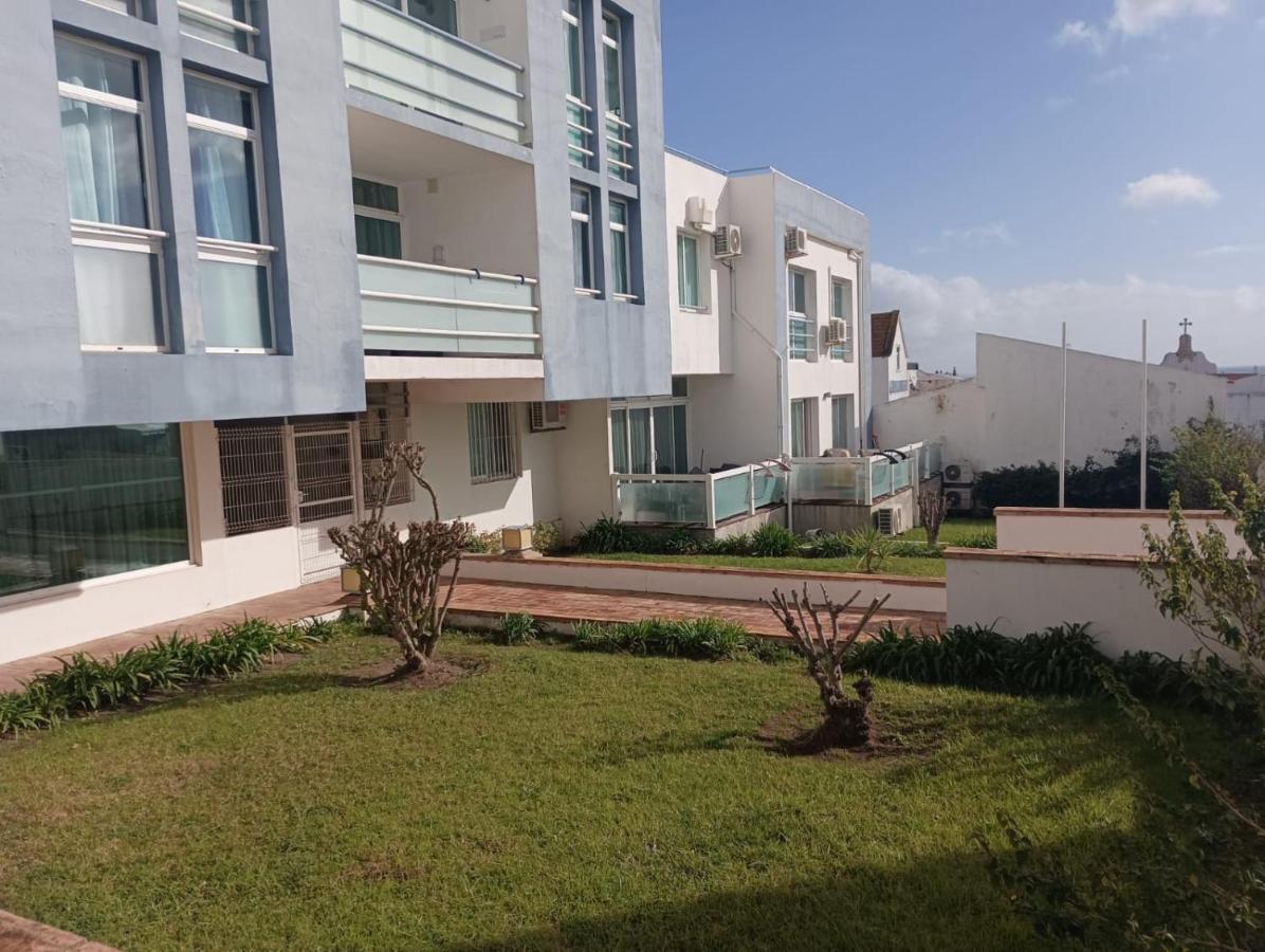 Bay View Modern Apartment อัลบูเฟรา ภายนอก รูปภาพ